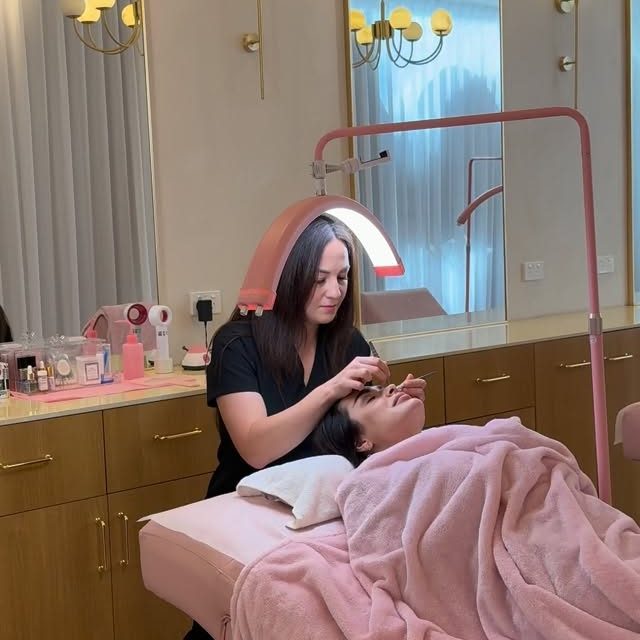 What’s going on here? 😂😂
#LashReel #LashExtensionsPerth #FunnyReel #LashSalon #PerthSalon