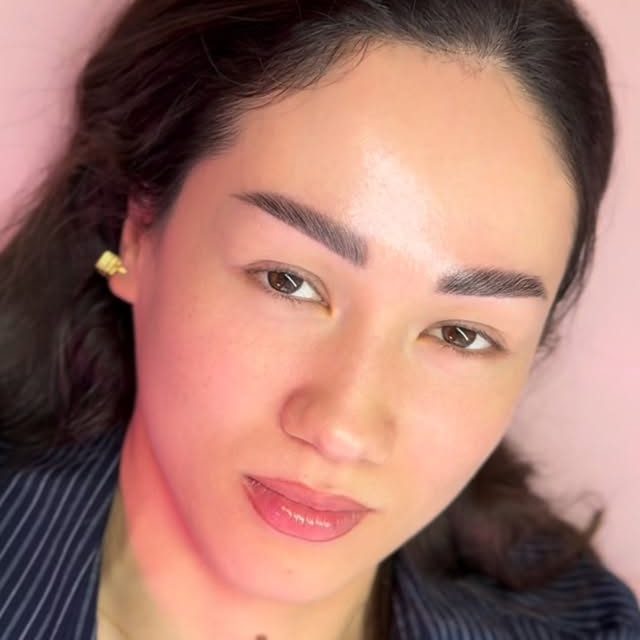 Gorgeous before and after foxy #volumelashes created with @poshdeluxe_official 0.06 Champion Lashes B, C, and M Curls. 😍❤️

#lashsuppliesaustralia #perthbeautysalon #perthlashes #bestlashes