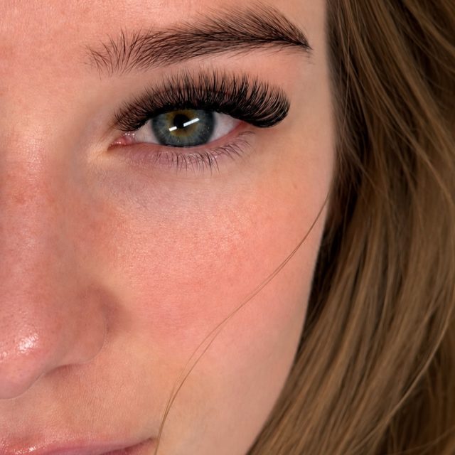 After #lashinfill 😍❤️
We love every lashing day! 🫶🥰
#perthlashes #perthlashartist #perthlashtech #volumelashesperth